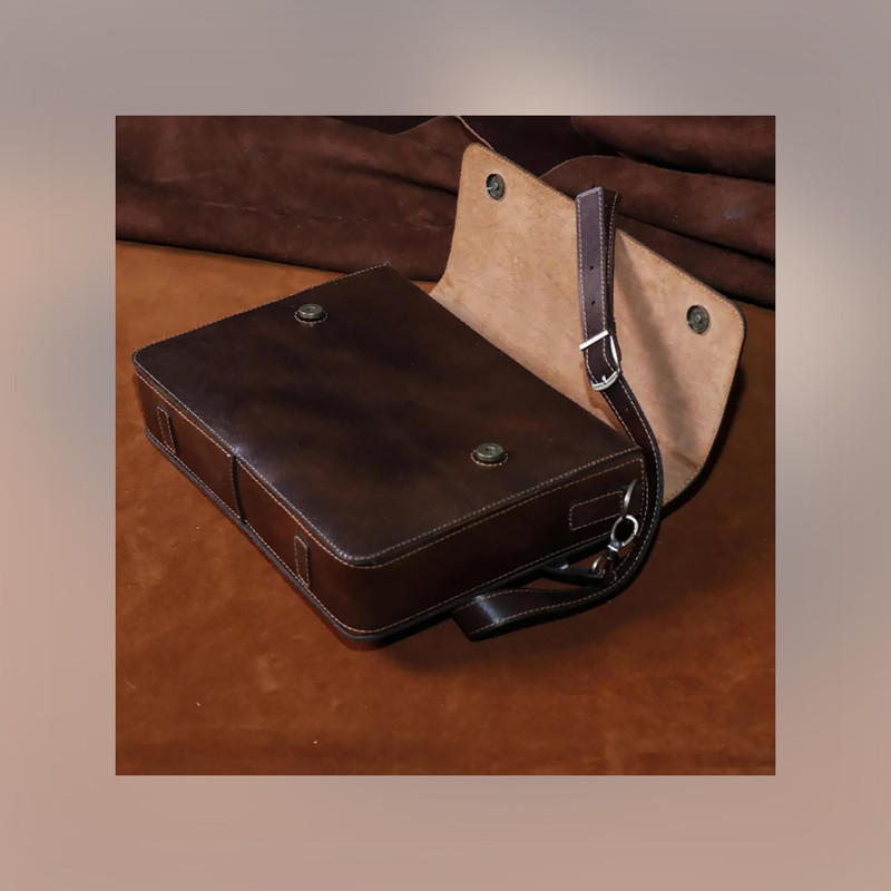 کیف اداری چرم طبیعی بارثاوا طرح خاص و شیک - تصویر 4