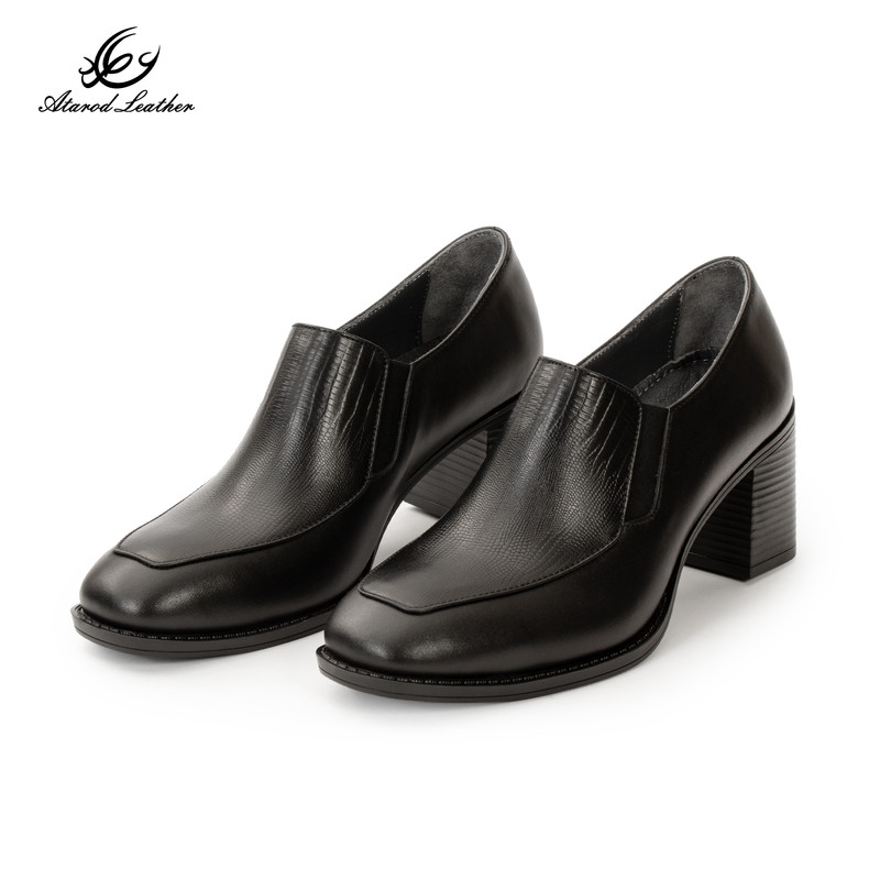 کفش پاشنه‌دار زنانه چرم عطارد مدل SH395 - تصویر 3