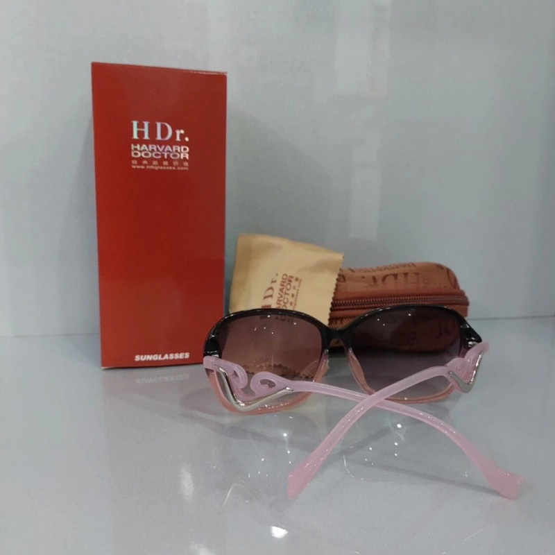 عینک آفتابی زنانه دکتر هاوارد مدل Drc1472-c03 - تصویر 4