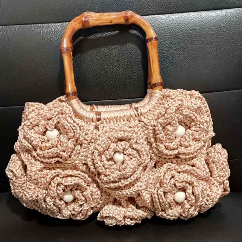 کیف دستی زنانه بافت دستی طرح گل شش‌برگ نخ پلی‌استر - تصویر 9