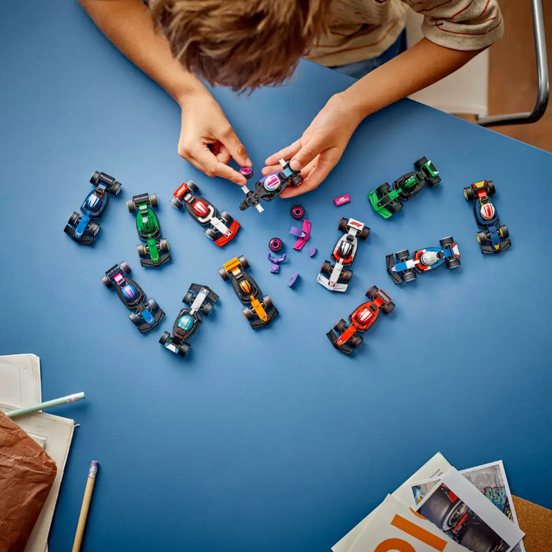 مینی خودرو LEGO Collectible Formula 1 Cars کد 71049 - تصویر 10