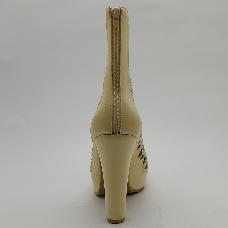 کفش زنانه مدل 465 طراحی کاربردی و راحت - تصویر 5