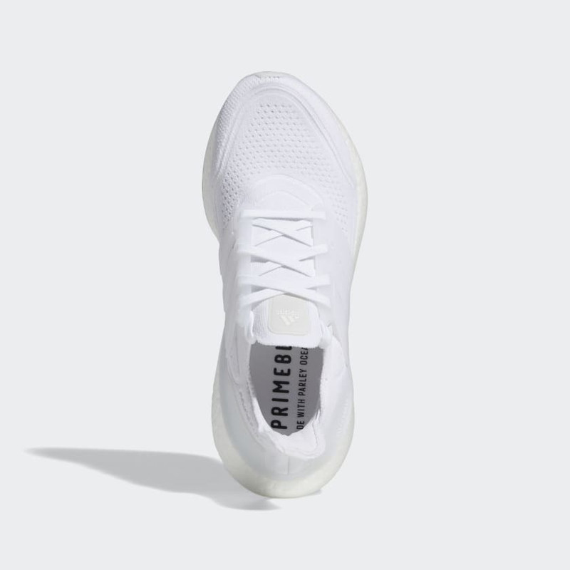 کفش دویدن زنانه آدیداس مدل ULTRABOOST FY0403 سبک و منعطف - تصویر 4