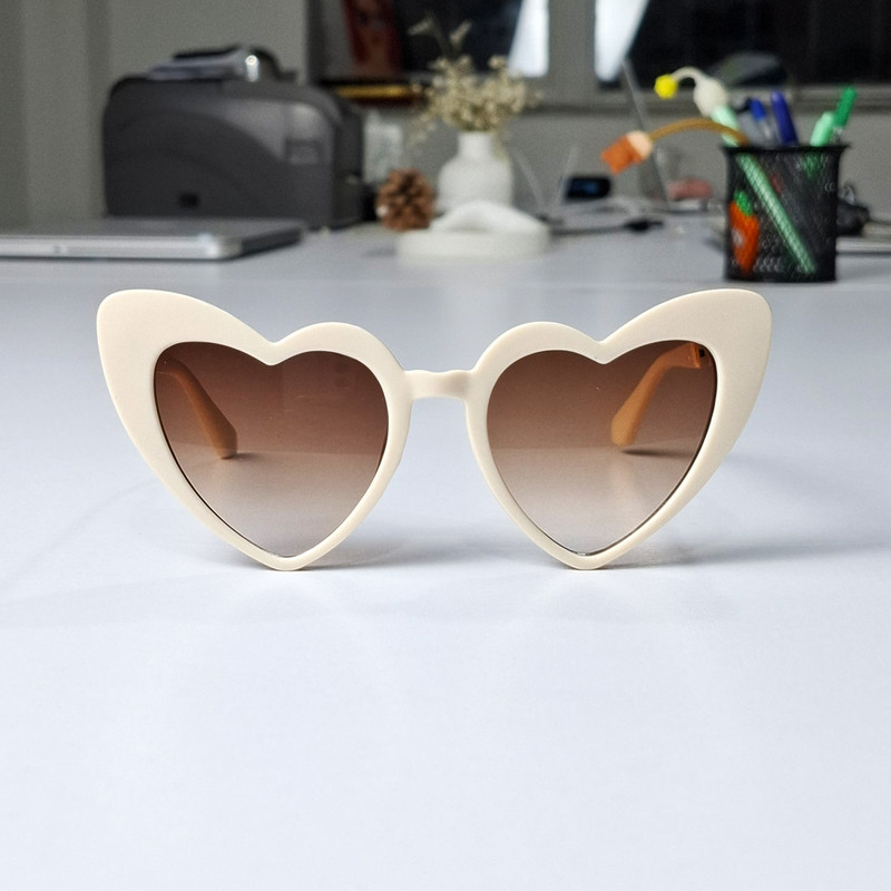 عینک آفتابی زنانه فریم خاص مدل G7191kf - تصویر 2