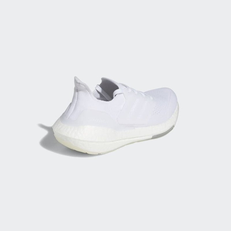 کفش دویدن زنانه آدیداس مدل ULTRABOOST FY0403 سبک و منعطف - تصویر 6