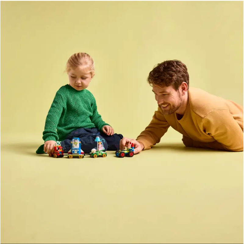 لگو Disney مدل Toy Story Celebration Train & RC Car - تصویر 8