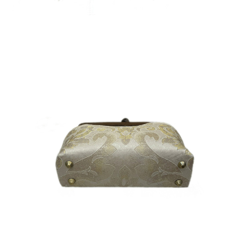 کیف دستی دست‌ساز دهانه چوبی و پارچه طرح‌دار خاص - تصویر 3