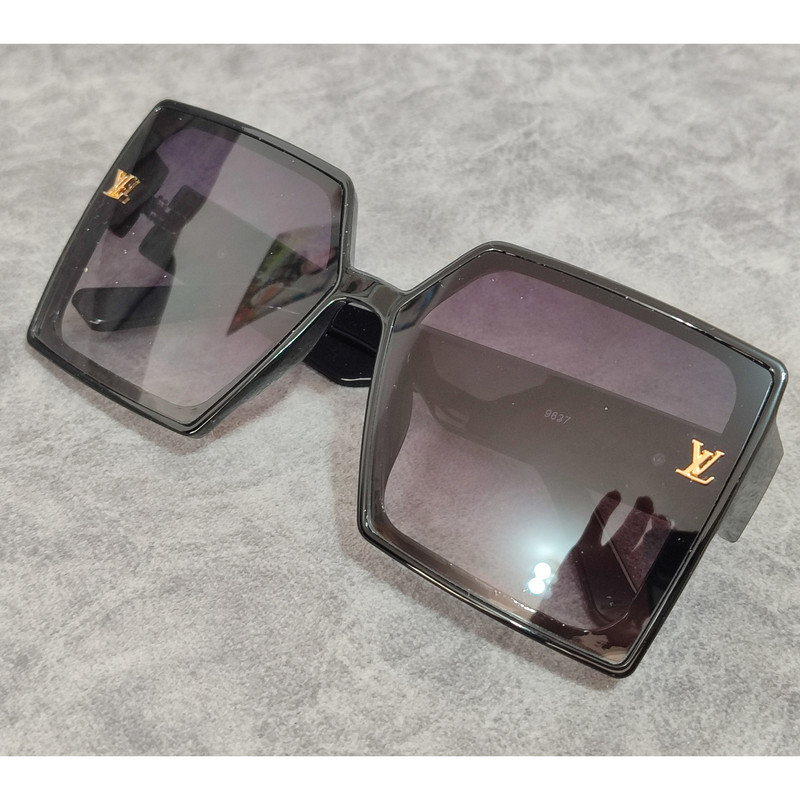عینک آفتابی زنانه فریم مربعی کائوچو UV400 کد 37 - تصویر 21