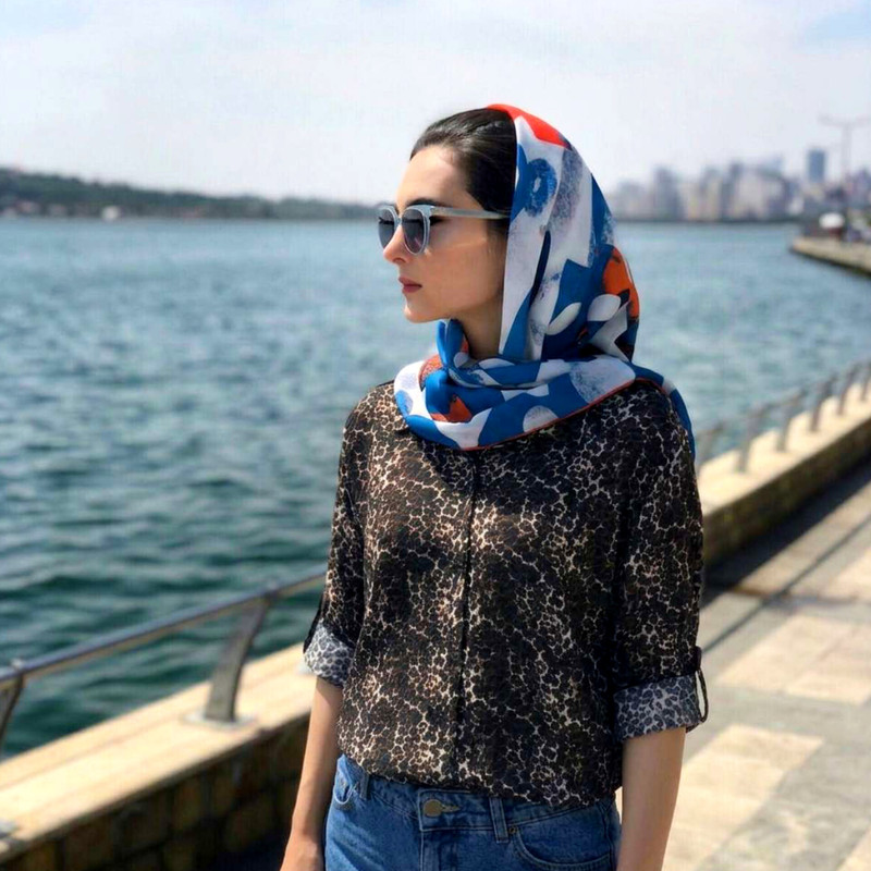 شومیز زنانه آستین بلند یقه برگردان طرح پلنگی مدل پایه - تصویر 4