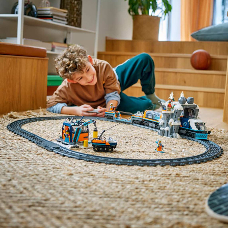 لگو City مدل Explorers’ Arctic Polar Express Train کد 60470 - تصویر 10