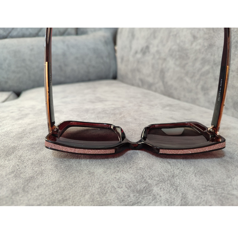 عینک آفتابی زنانه مدل مربعی کائوچو شاین دار کد 0138 UV400 - تصویر 9