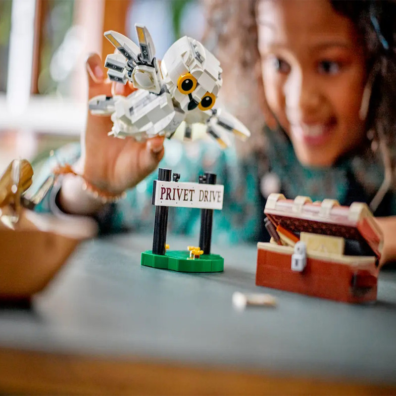 لگو Harry Potter مدل Hedwig at 4 Privet Drive - تصویر 9