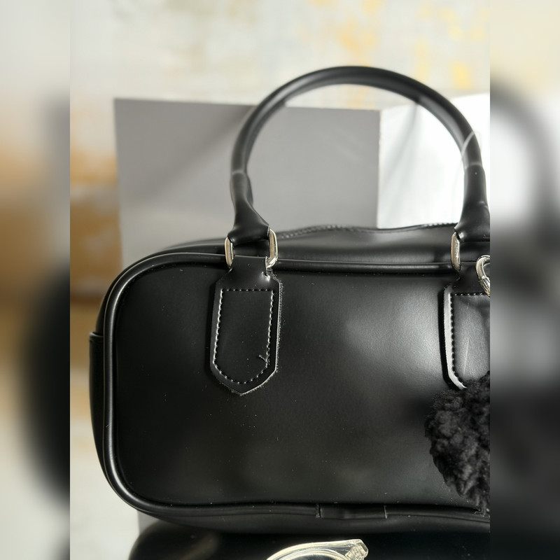 کیف دوشی زنانه ال سی وایکیکی مدل باگت با آویز خرس تدی - تصویر 9