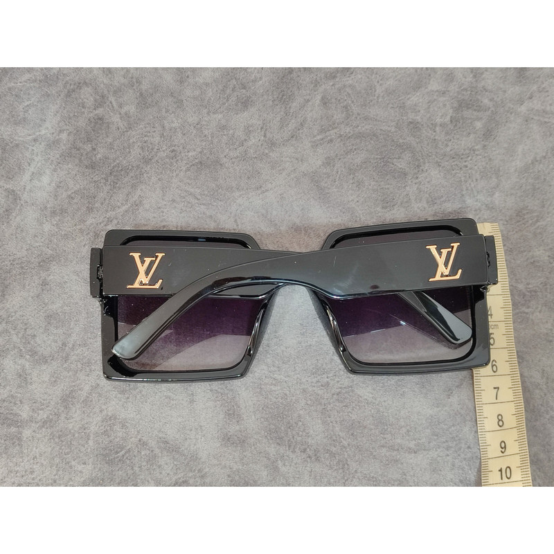عینک آفتابی زنانه فریم مربعی کائوچو UV400 کد 37 - تصویر 26